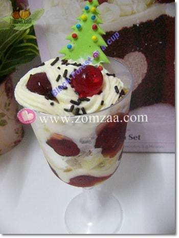 วิธีทำ Black Forest in a Cup ขั้นตอนที่ 11