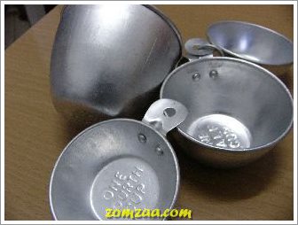 ถ้วยตวง  (dry measuring cups)